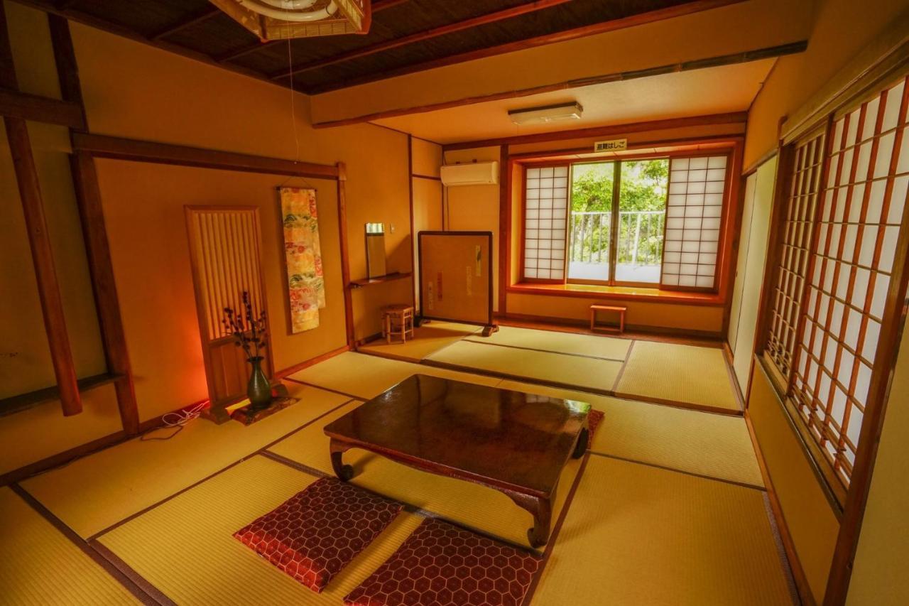 Onsen Yado Mizuguchi Izu  Habitación foto